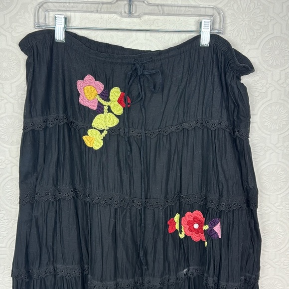 Y2K 90s Vintage Maxi Skirt Goth Whimsical Embroidered Boho Hippie Black Garden - Picture 2 of 5